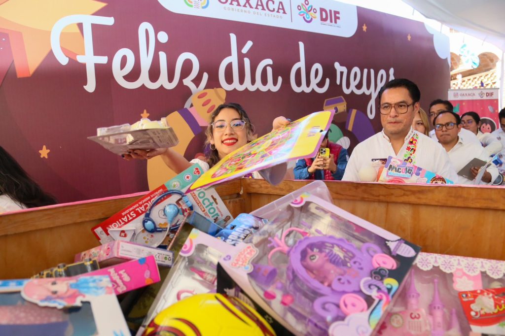 FOTO-1-Se-suma-equipo-de-la-Coordinacion-de-Comunicacion-Social-a-campana-Tangu-Yu-2023