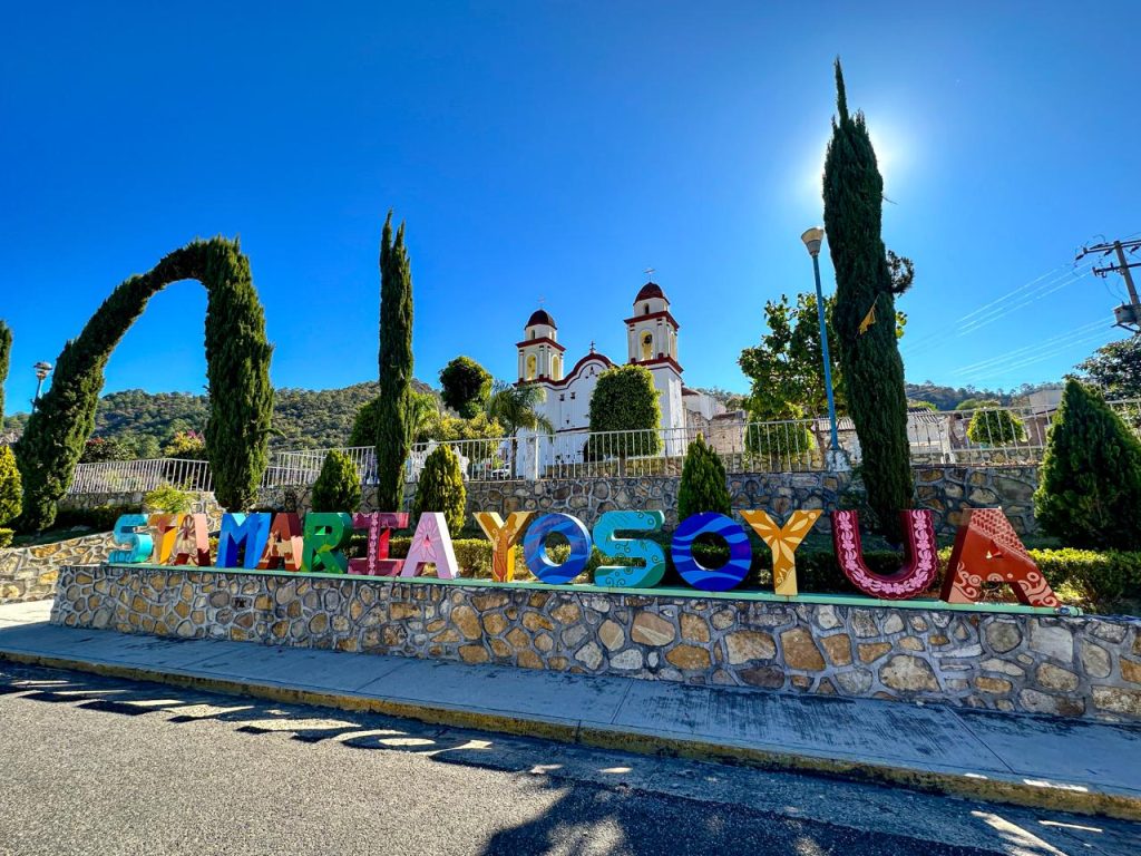 GOBERNADOR-SANTA-MARIA-YOSOYUA-7