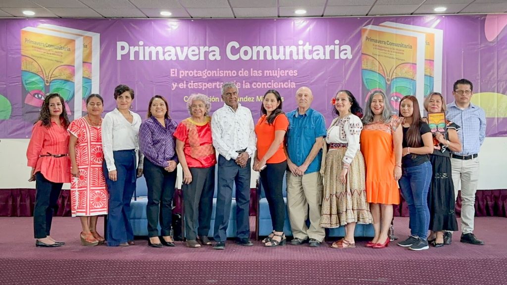 Presentan en el Congreso de Oaxaca el libro “Primavera comunitaria”_1
