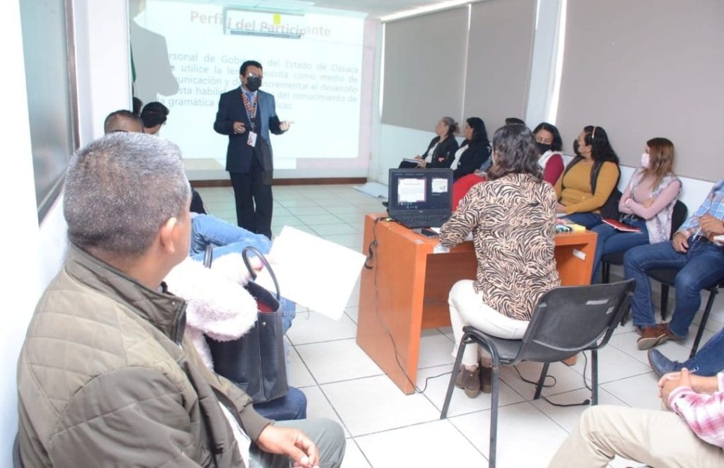 1-SA-Dan-a-conocer-oportunidades-de-profesionalizacion-y-formacion-para