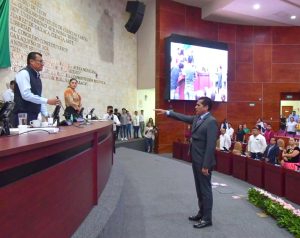 Rinde-protesta-diputado-Luis-Eduardo-Rojas-Zavaleta-como-integrante-de-la-JUCOPO-