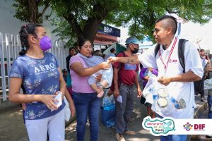Activa-DIF-Estatal-recorrido-del-plan-Hidratarte-es-el-Punto-en-la-capital-oaxaquena-3