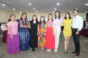 Expone-Secretaria-de-las-Mujeres-nuevo-modelo-de-atencion-a-las-oaxaquenas-en-encuentro-nacional-1