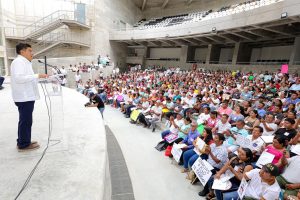 Nos cambió la vida_ gracias al Presidente y al Gobernador 10