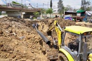 Rehabilita-Soapa-colector-pluvial-para-desfogue-de-agua-en-el-puente-Valerio-Trujano-4