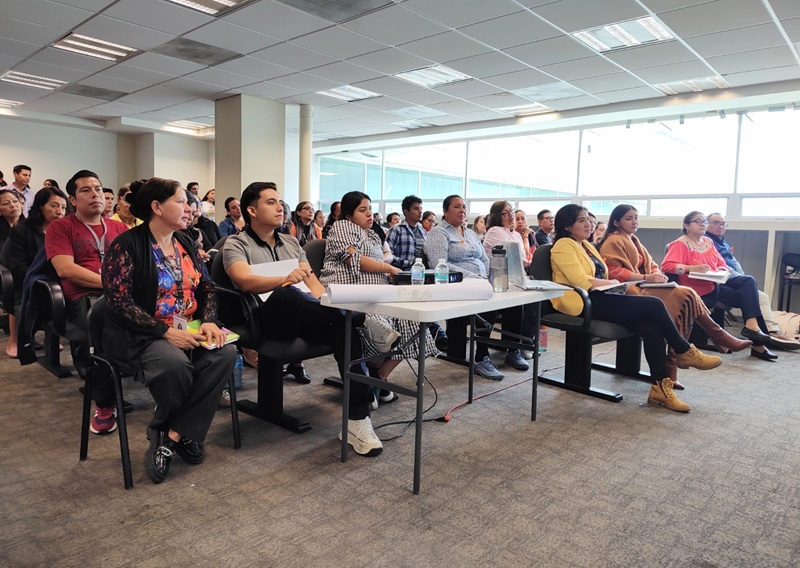 Capacitan a funcionariado estatal para prevenir violencia digital (2)