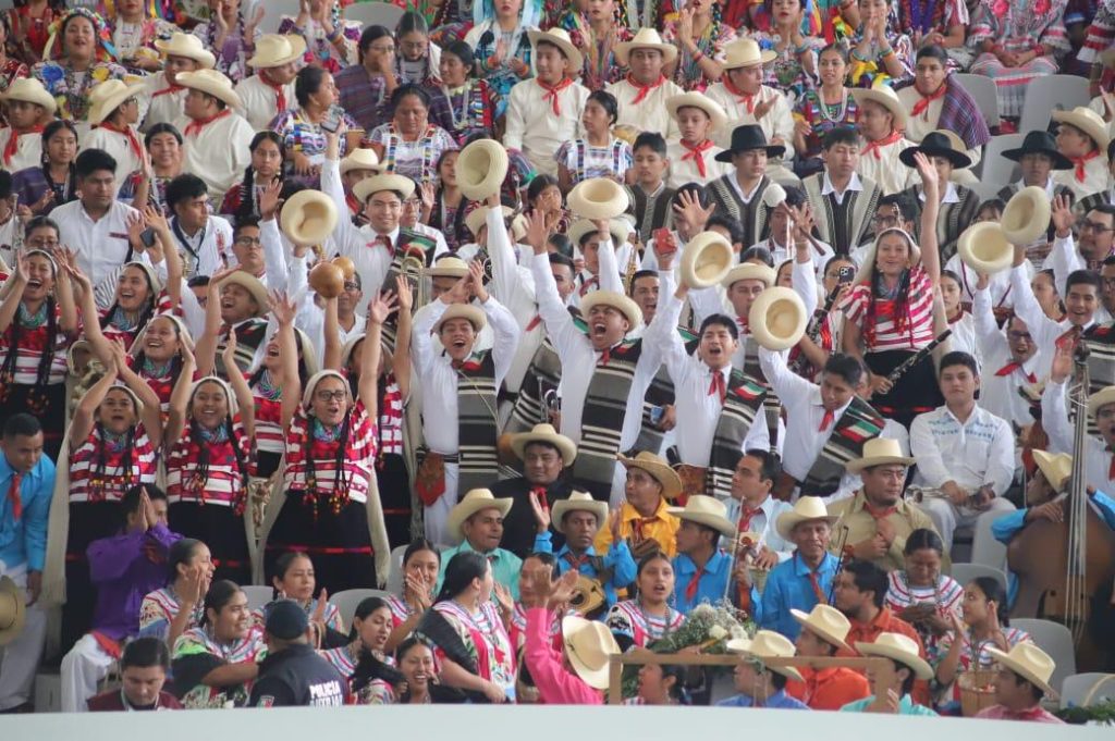 Como hace 92 años, Oaxaca entrega al mundo su gueza cultural y tradicional-5