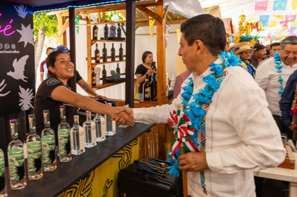 Inicia la Gran Fiesta del Mezcal 2024 en Santiago Matatlán 1