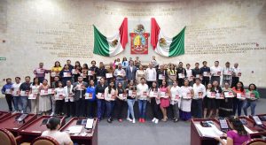 Reconoce-Congreso-a-participantes-del-taller-de-Lengua-de-Senas-Mexicana_1