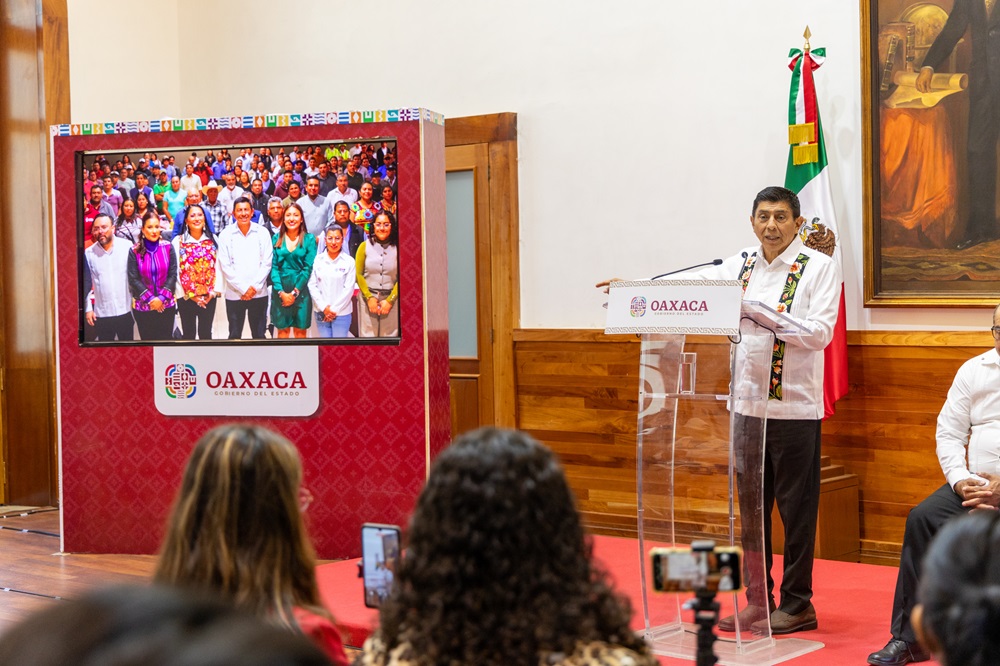 1.Anuncia Salomón Jara cambios en su gabinete legal y ampliado