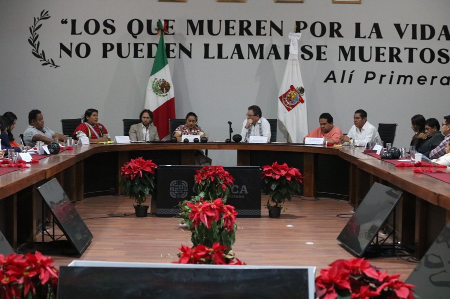 1.Fortalecen acciones a favor de las personas defensroas de derechos humanos