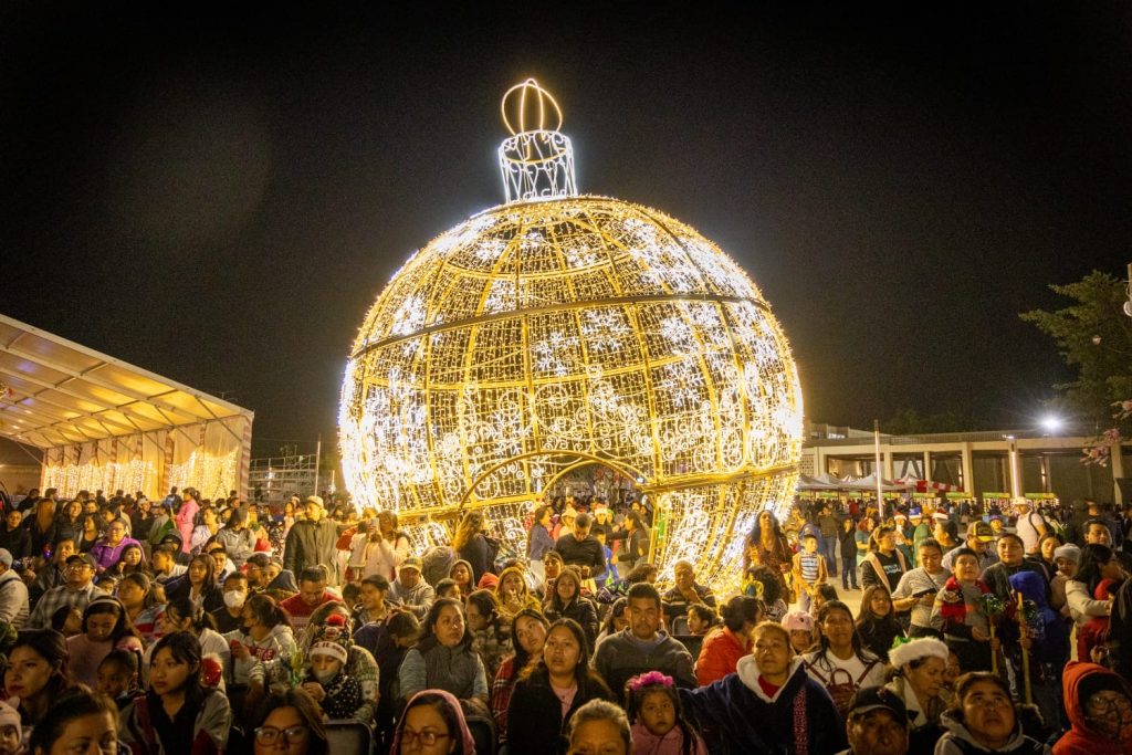 Comparten familias oaxaqueñas la magia de la Diverti Navidad 2024 1