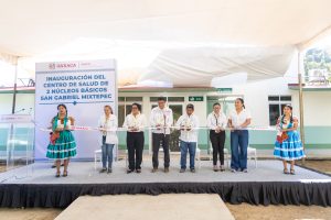 Inaugura Gobernador Salomón Jara Centro de Salud en San Gabriel Mixtepec 6