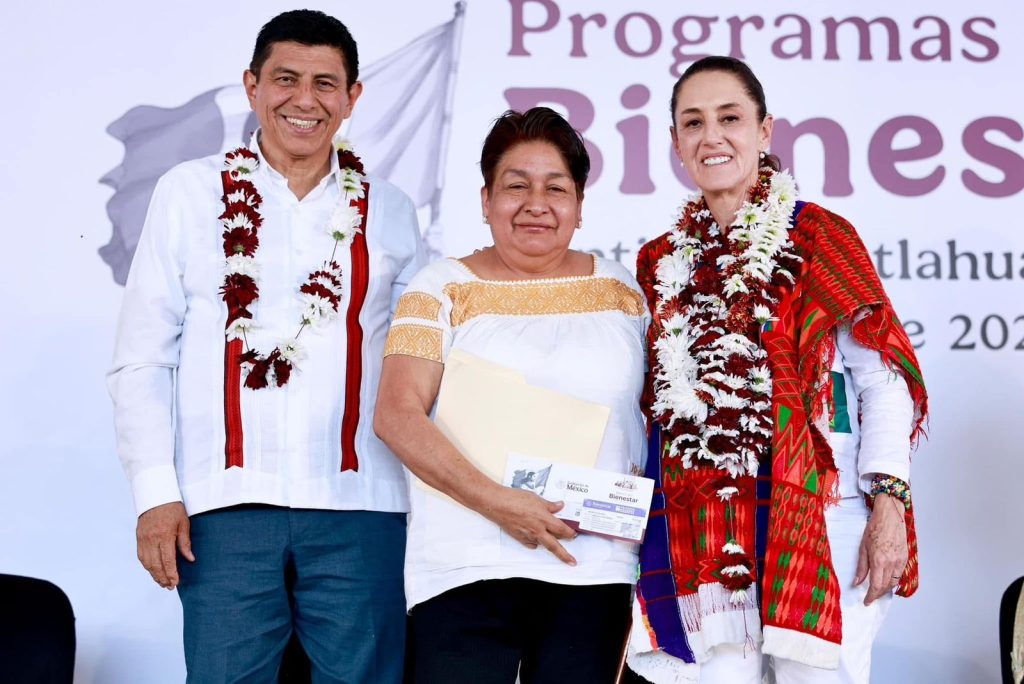 Fortalece Cuarta Transformación la inclusión social en Oaxaca con Pensión Mujeres Bienestar 3