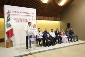 Invertirá Gobierno de la Transformación más de 2 mmdp en reencarpetamiento de carreteras en Oaxaca 2