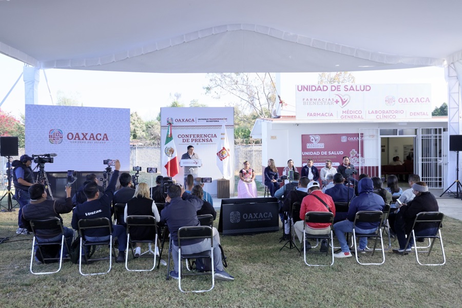 Avanza-con-firmeza-Farmacias-Bienestar-a-favor-de-las-y-los-oaxaquenos-3