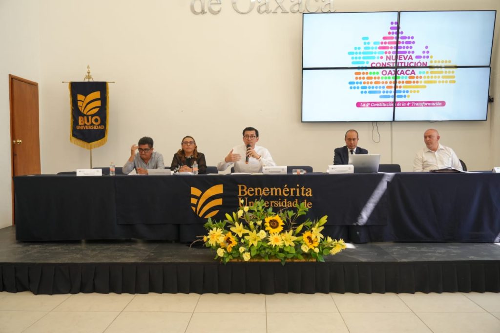Fortalecer la democracia con jóvenes, clave para construir una nueva Constitución de Oaxaca-4