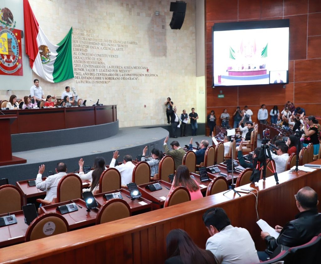 Sesión extraordinaria_Decreto