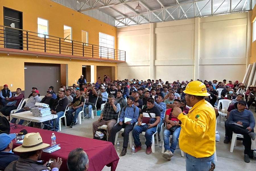 3.Capacita Coesfo a la población de San Juan Ñumí en prevención de incendios