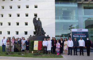 Conmemoración del Natalicio de Benito Juárez García (2)