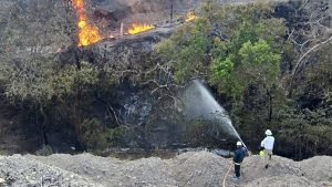 Controlado en un 95% incendio en el poliducto Minatitlán - Salina Cruz Protección Civil (1)