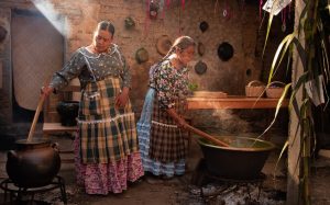 Invitan a oaxaqueñas al programa Nueva Generación de Cocineras Tradicionales Puente de sabor entre Francia y México (2)