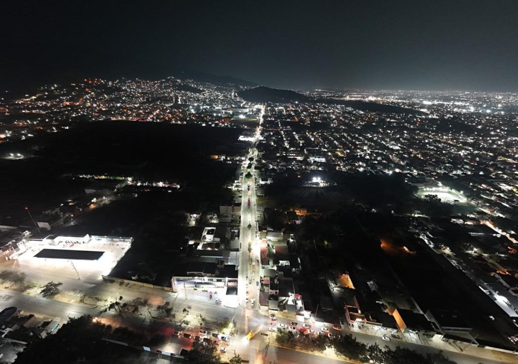 Decenas de calles y avenidas de la Zona Metropolitana de Oaxaca han sido transformadas por Gobierno del Estado  (3)