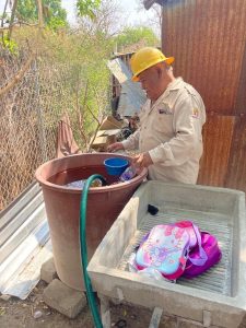 Por lluvias, exhorta SSO a evitar acumulación de agua que favorezca a mosquito transmisor del dengue (1)