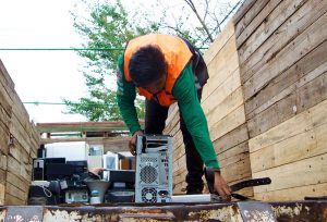 Realiza Gobierno de Oaxaca jornada de reciclaje de residuos eléctricos y electrónicos en la Mixteca (3)
