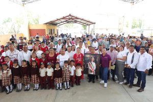 Recibe Asunción Cuyotepeji el respaldo del Gobernador Salomón Jara para su desarrollo (2)