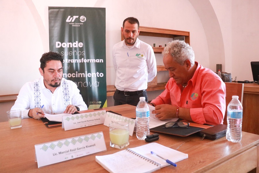 Renuevan convenio de colaboración UTVCO y Asociación Civil Proyectos para un Futuro Mejor 2