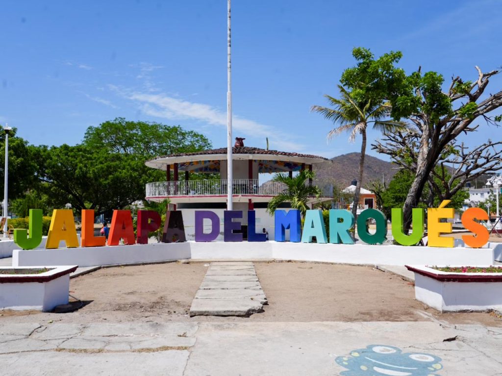 Respalda Salomón Jara con 29 mdp la transformación de Jalapa del Marqués (9)