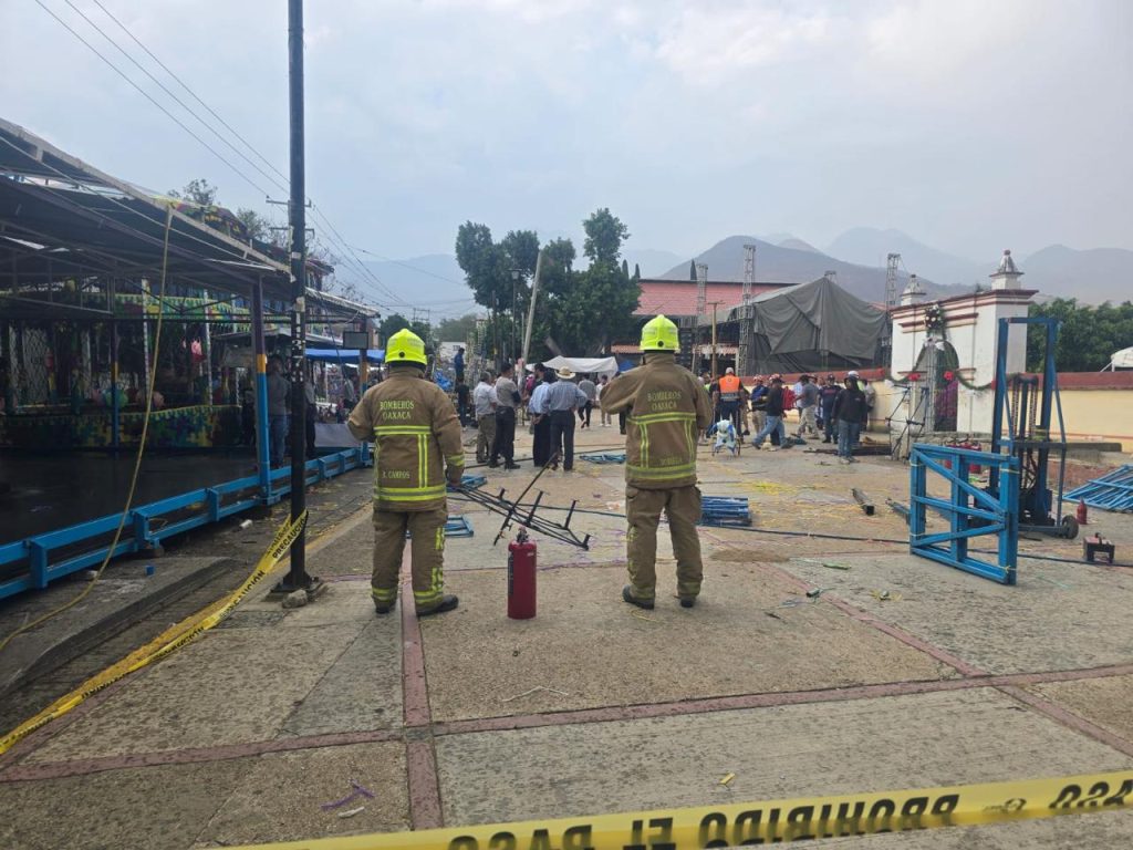 Atiende HCBO caída de castillo de fuegos artificiales en San Felipe del Agua (3)