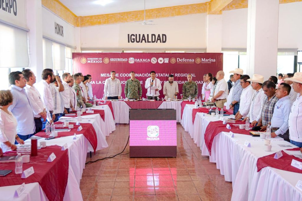 En la Costa, Salomón Jara instala Consejo Regional de Protección Civil ante temporada de lluvias y huracanes 1