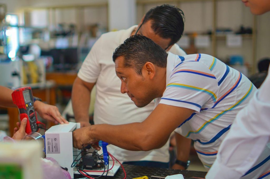 Imparte SSO jornada de capacitación en mantenimiento a equipos odontológicos (3)