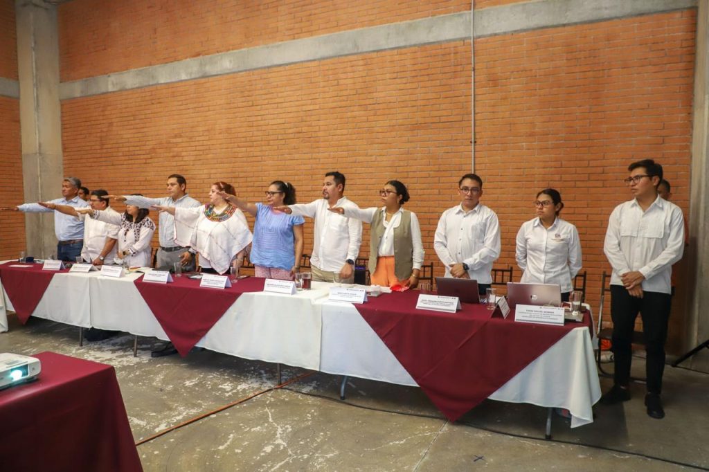Instala Gobierno de Oaxaca Consejo Regional Costa-Istmo-Cuenca Consultivo de Fomento del Desarrollo Económico 2