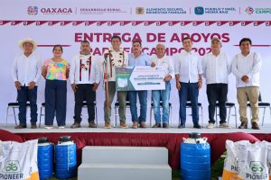 Brinda Jara Cruz 72.9 mdp para el fortalecimiento del campo oaxaqueño (4)