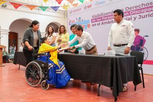 Concluye seminario impulsado por el DIF Oaxaca con aportes hacia la inclusión de las personas con discapacidad (3)