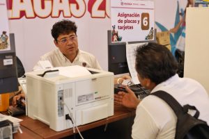 En Oaxaca sí hay placas Semovi