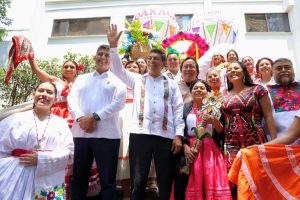 GOBERNADOR- GUELAGUETZA-7