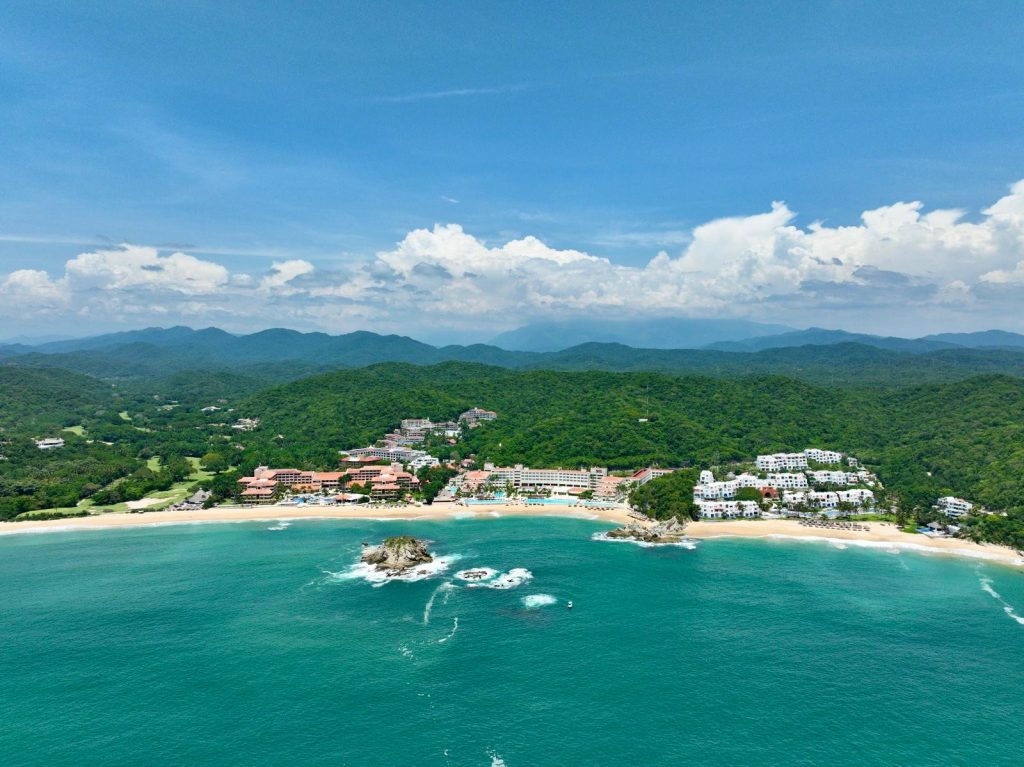 Obtiene Bahías de Huatulco certificación internacional para cuatro playas 1