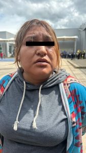 Por posible delito contra la salud, detienen a mujer en San Bartolo Coyotepec-1