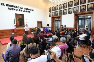 GOBERNADOR- CONFERENCIA-1