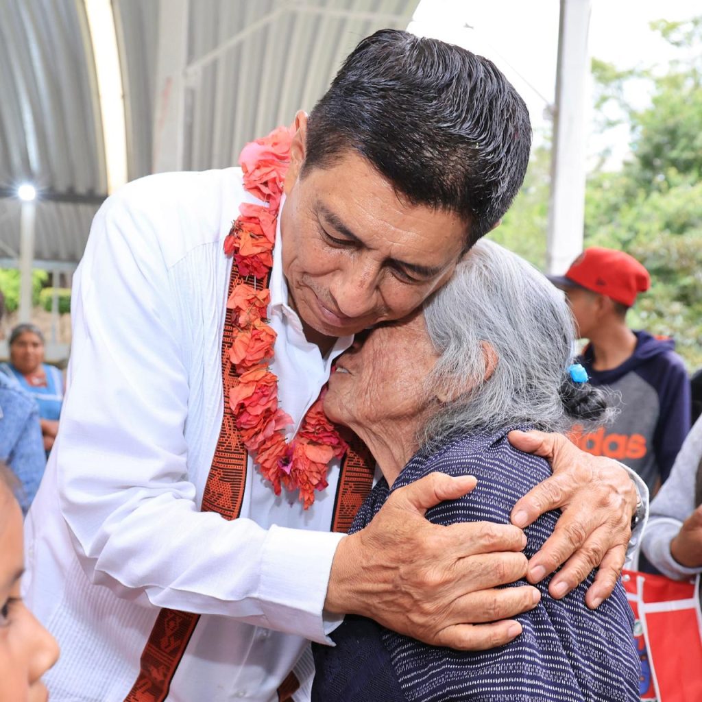 GOBERNADOR- SILACAYOAPAM-5