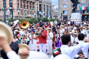 Con calenda, Oaxaca celebra la llegada de un mixteco a la SCJN-7