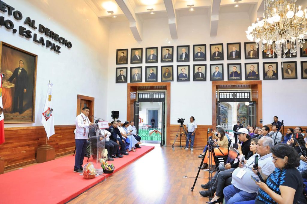 GOBERNADOR- CONFERENCIA-2