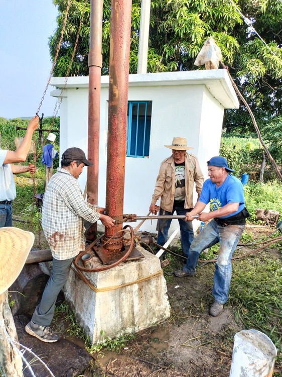 Realiza Ceabien mantenimiento preventivo a equipo de bombeo de Tapanalá (3)