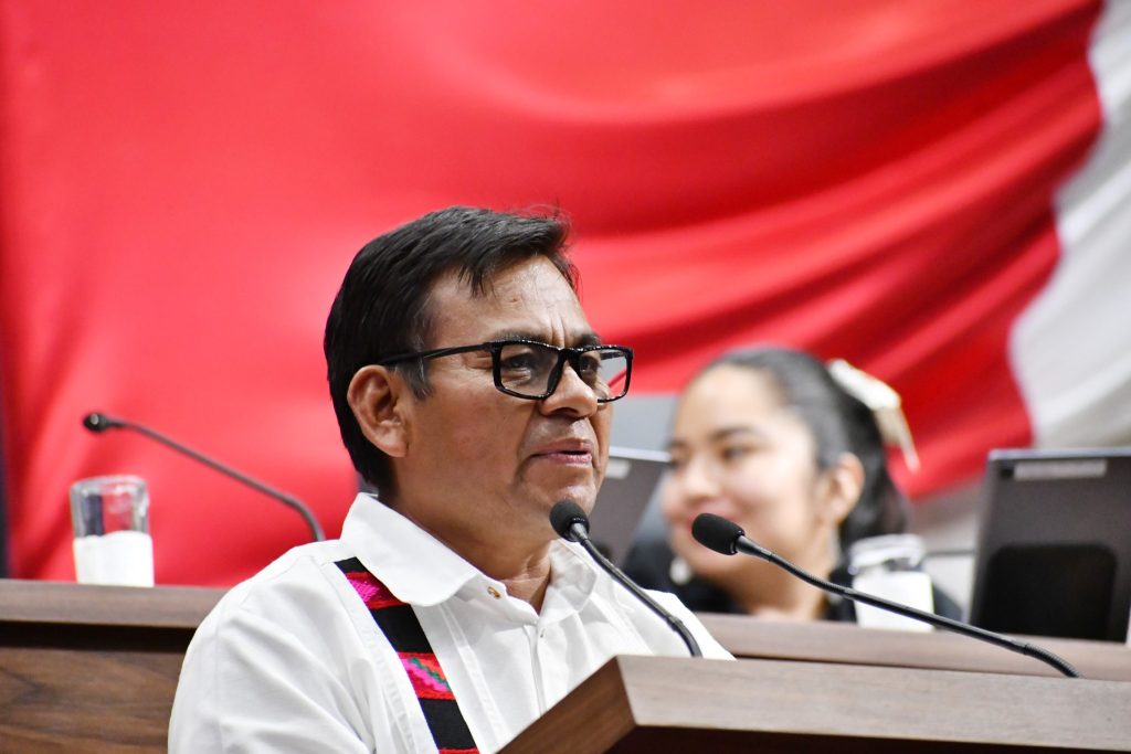 Dip Mauro Cruz Sánchez_