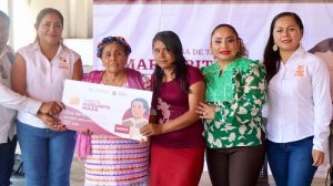 Fortalece Sebienti economía familiar de Jalapa de Díaz con entrega de 87 tarjetas Margarita Maza 1