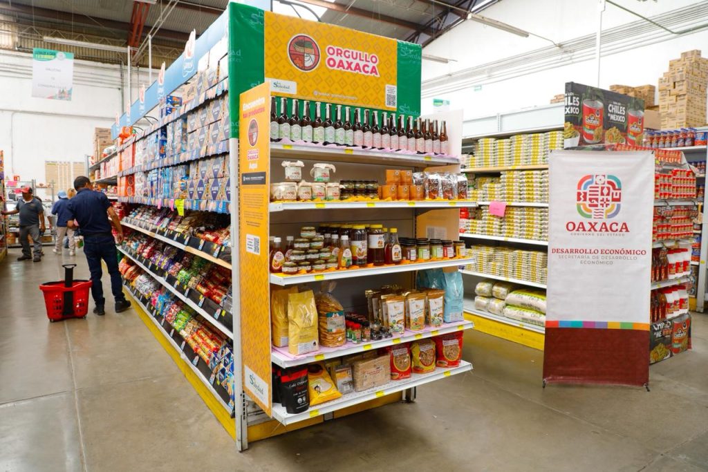 Fortalece Sedeco presencia de empresas locales en el mercado con el programa Orgullo Oaxaca (3)